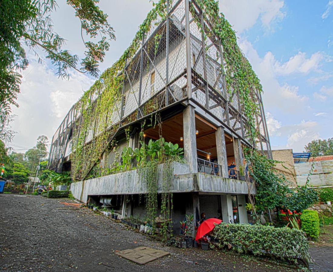 D'Journey Hotel Lembang Exterior foto